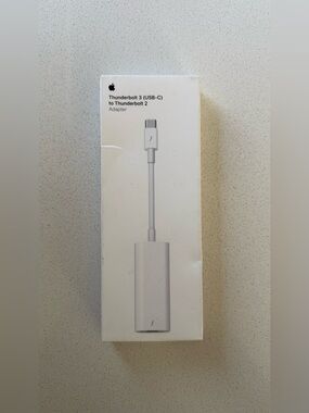NWT Apple Thunderbolt 3 (USB-C) to Thunderbolt 2 Adapter